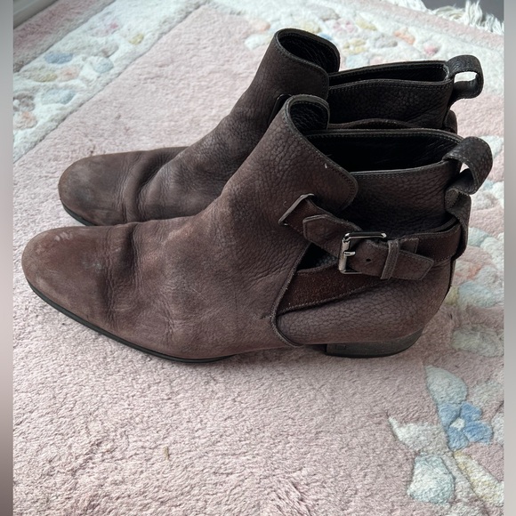 Authentic Louis Vuitton Chelsea rodeo boots 10 - Picture 2 of 8